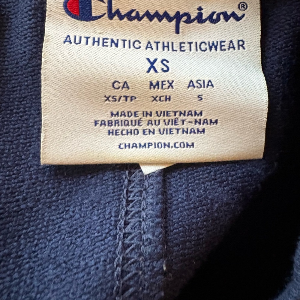 Champion Navy Blue Women's Sweater - Picture 4 of 4